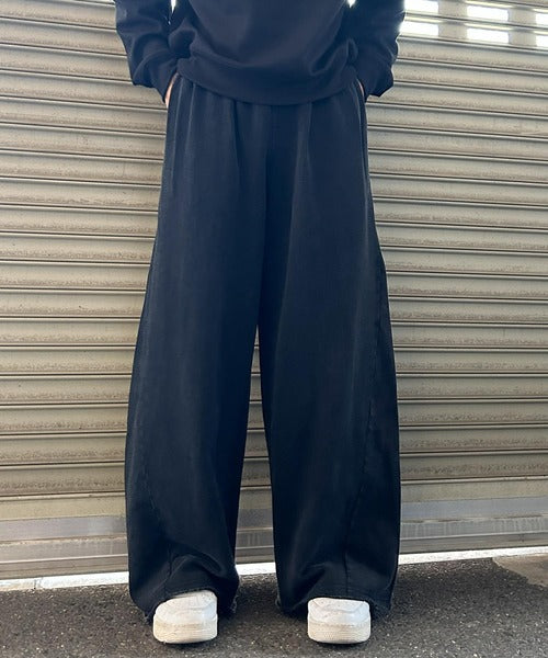 裏毛ワイドカーブパンツ