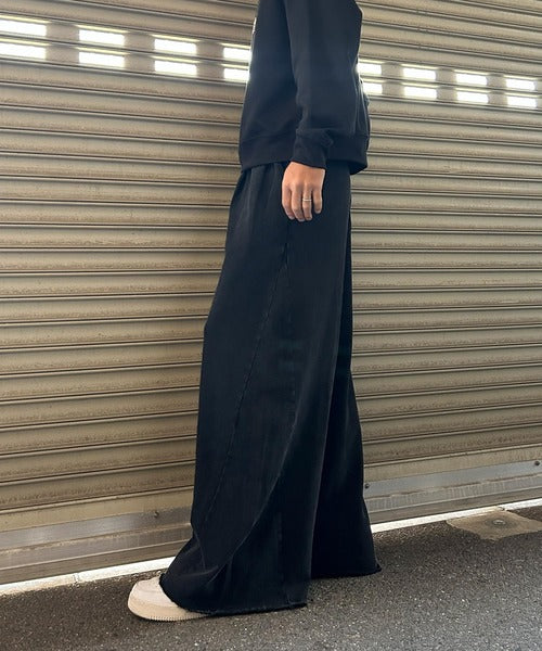 裏毛ワイドカーブパンツ