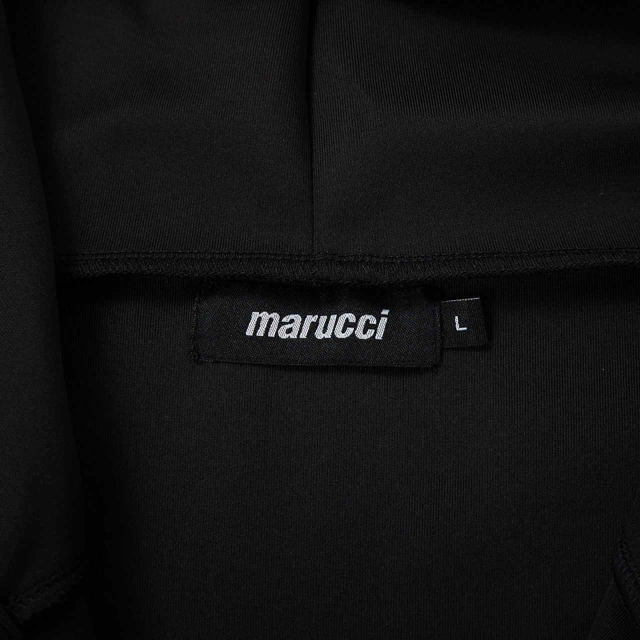 marucci 　TPUポンチジップパーカー