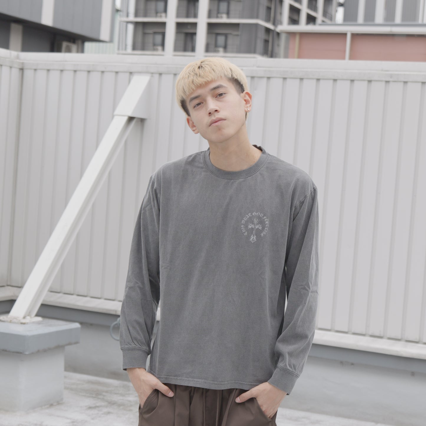 長袖Tシャツ